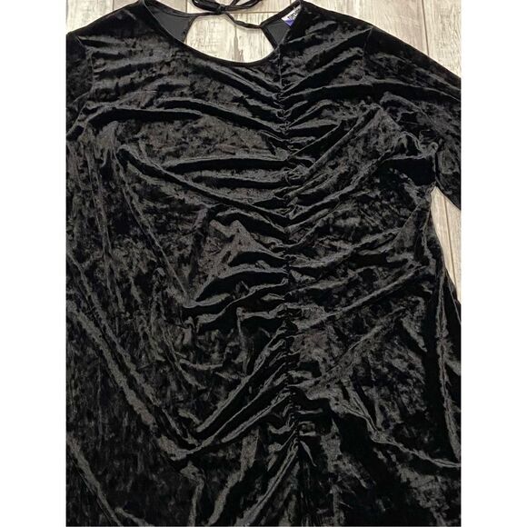 Future Collective faux crushed velvet, black long maxi dress size 3X - Picture 5 of 12